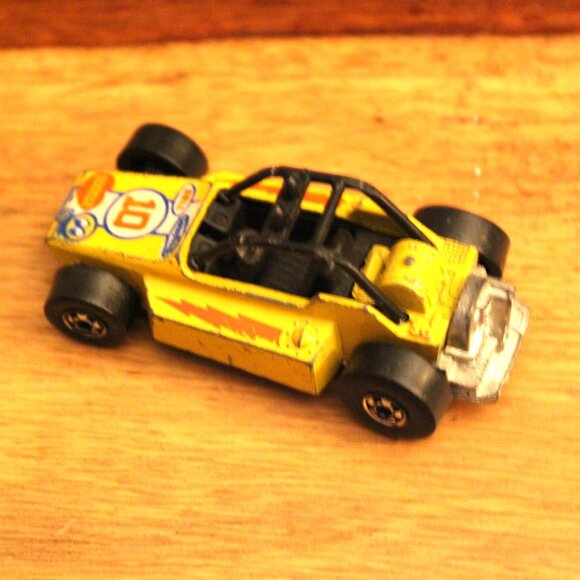 Vintage 1975 Hot Wheels Yellow #10 Rock Buster Hong Kong Diecast Metal - Picture 4 of 6